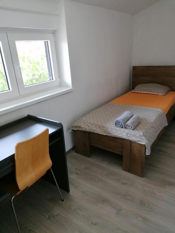 Sunflower Accommodation Любляна Екстериор снимка