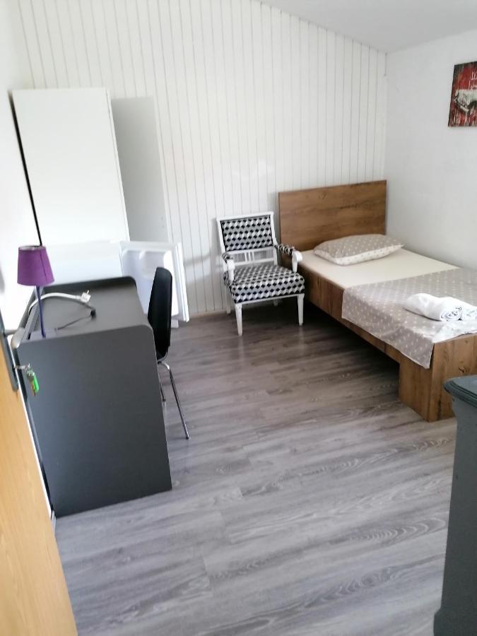 Sunflower Accommodation Любляна Екстериор снимка